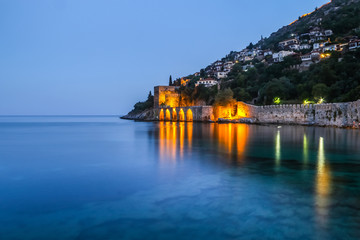 Obraz premium alanya marina at night