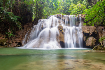 Fototapeta na wymiar Huai Mae Khamin waterfall