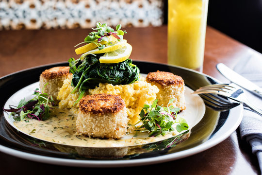 Fish cakes and grits