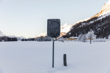 Frozen packaged signboard