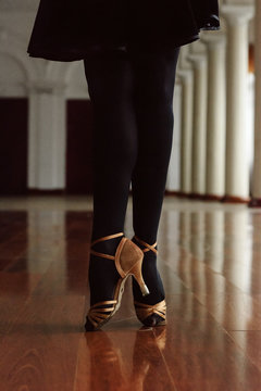 Crop ballroom dancer in heels