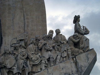Obraz premium fragment of the monument to the discoverers in portugal