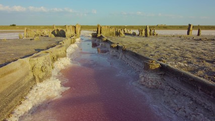 Fototapeta na wymiar Pink lake