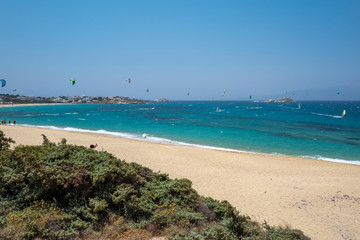 Fototapeta na wymiar Kitesurfer auf offenem Meer Naxos 2019