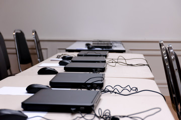 laptop arranging rows in the training room
