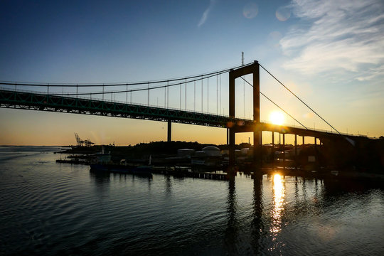 Gothenburg, Sweden The Gothenburg harbor and the Gota Alv bridge.