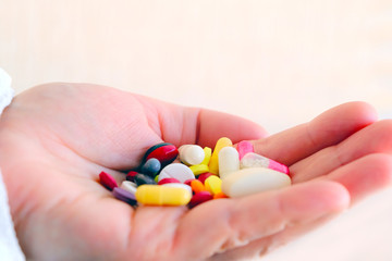 Laboratory tests and clinical trials of drugs. Toxicology. Clinical pharmacology.