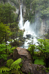 Obraz premium Beautiful Green Tarawera Falls, New Zealand