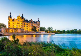 Obraz premium Schwerin palace or Schwerin Castle, northern Germany.