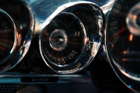 indicators of the old car