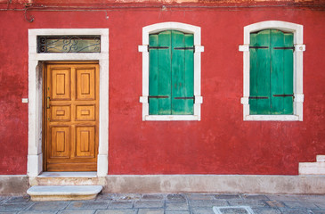 Fototapeta na wymiar Colorful house in Mediterranean, Burano, Italy