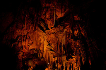 Shenandoah Caverns formations stalactite, pillar, stalagmite - obrazy, fototapety, plakaty
