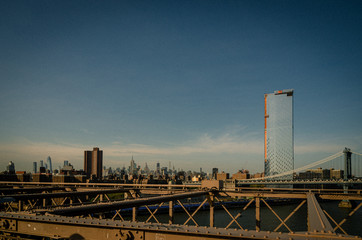 brooklyn bridge and new manhattan
