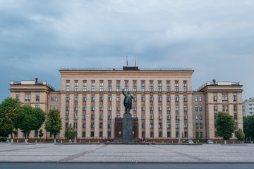 Naklejka premium Lenin Square, Voronezh downtown with building of Government of Voronezh region