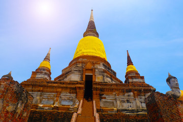 Naklejka premium ancient buddhist temple in ayutthaya thailand