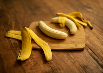cascara de platano bananas sin piel
