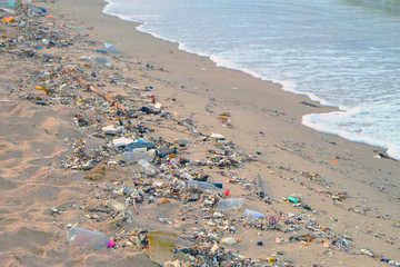 Perspective view of the garbage on the sea beach