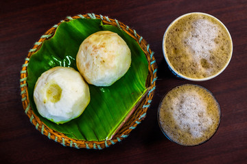 milk tea with kerala snacks