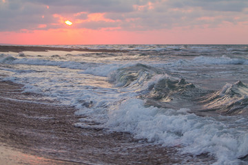 Fototapeta premium deniz,dalga,tatil,sahil,yaz,gün batımı