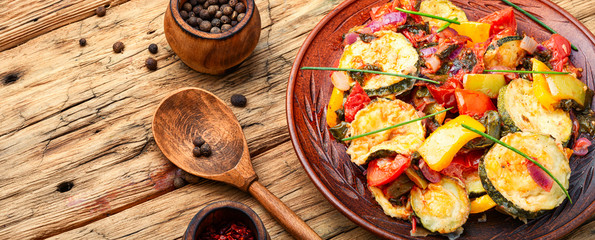 Grilled zucchini in Greek