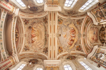 Fototapeta na wymiar Internal wide view of the St. Peter church in Val di Funes