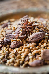 Wgole Garam masala Spices