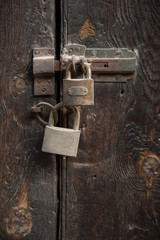 Asma kilit ve çifte güvenlik