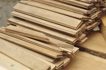 crafts made of wood with their own hands. Build wood furniture. Joinery Workshop