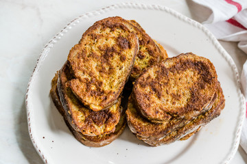 Turkish Egg Bread / Yumurtali ekmek / French Toast.