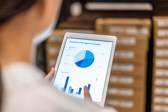 worker working in warehouse