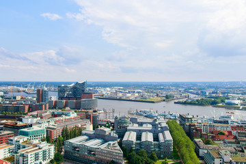 Obraz premium cityscape of Hamburg from the famous tower Michaelis