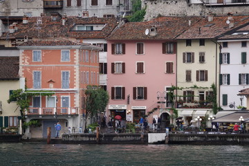 Limone sul Garda vom Schiff aus gesehen