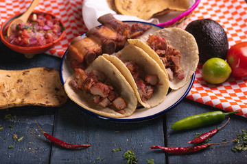 Tacos de Carnitas Mexicanos, cultura mexicana