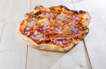 Delicious freshly baked in the stone oven fresh pizza..For real pizzalover ymmy food.