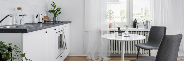 Kitchen with round table