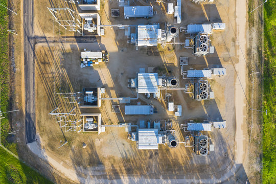 Aerial view of a clean power generation facility in Aurora, IL, United States