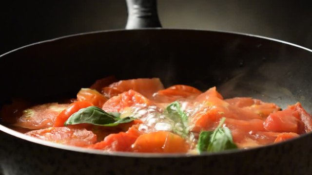 Salsa di pomodoro fatta in casa ft9107_0837