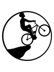 fahrradfahrer mond klippe springen stunt kreis rund nacht ausflug radtour fahrradtour tour fahrradhelm fahrrad helm fahren fahrer cool design biker unfall clipart