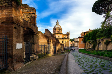 Fototapeta na wymiar View of old church in Roma, Italia.