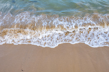 Fototapeta na wymiar 浜辺の波