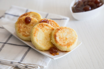 Cottage cheese pancakes, homemade traditional Ukrainian and Russian syrniki. Healthy Breakfast/