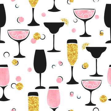 Seamless cocktail pattern. Vector alcohol background with glasses.