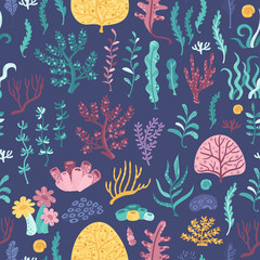 Obraz na płótnie Canvas Seamless pattern with seaweeds and corals