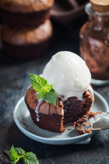Chocolate fondant and vanilla  ice cream