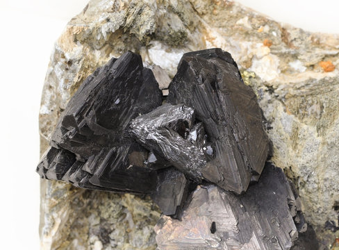 Tetrahedral sphalerite crystals on dolomite
