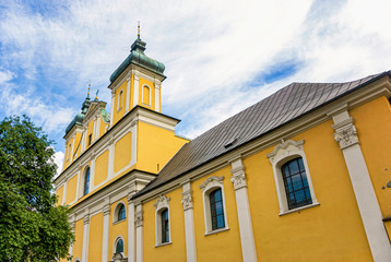 Fototapeta na wymiar Historic Antoni Padewskil church in Poznan