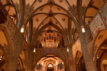 Innenansicht St. Laurentius (Ahrweiler)
