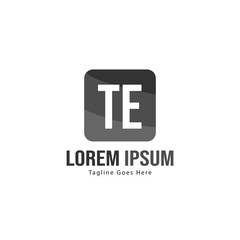 Obraz premium Initial TE logo template with modern frame. Minimalist TE letter logo vector illustration