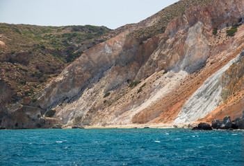 Fototapeta na wymiar colorful beach on Milos