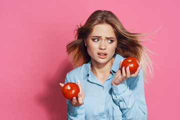 girl with apple